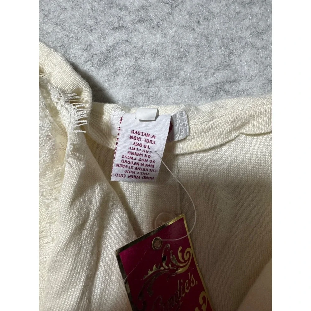 Candie's Women's Lightweight Knit Sweater Long sleeve Ivory Cream NWT ;